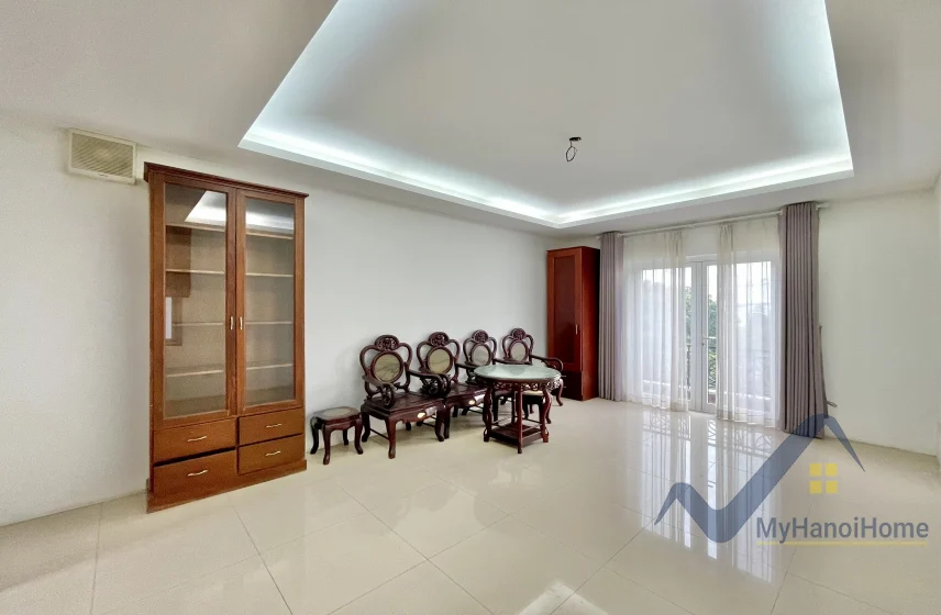Xem ảnh 5: Ảnh 5: Biệt thự không đồ Vinhomes Riverside cho thuê gần trường BIS
