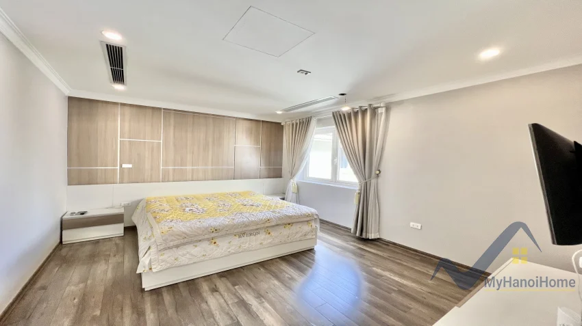 Xem ảnh 11: Ảnh 11: Biệt thự liền kề khu Anh Đào Vinhomes Riverside cho thuê full đồ
