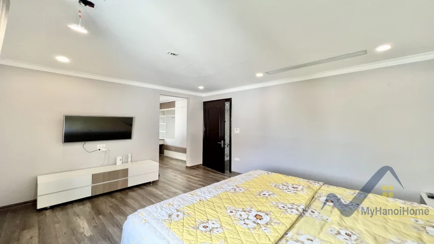 Xem ảnh 12: Ảnh 12: Biệt thự liền kề khu Anh Đào Vinhomes Riverside cho thuê full đồ