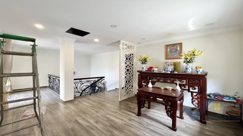 Xem ảnh 17: Ảnh 17: Biệt thự liền kề khu Anh Đào Vinhomes Riverside cho thuê full đồ