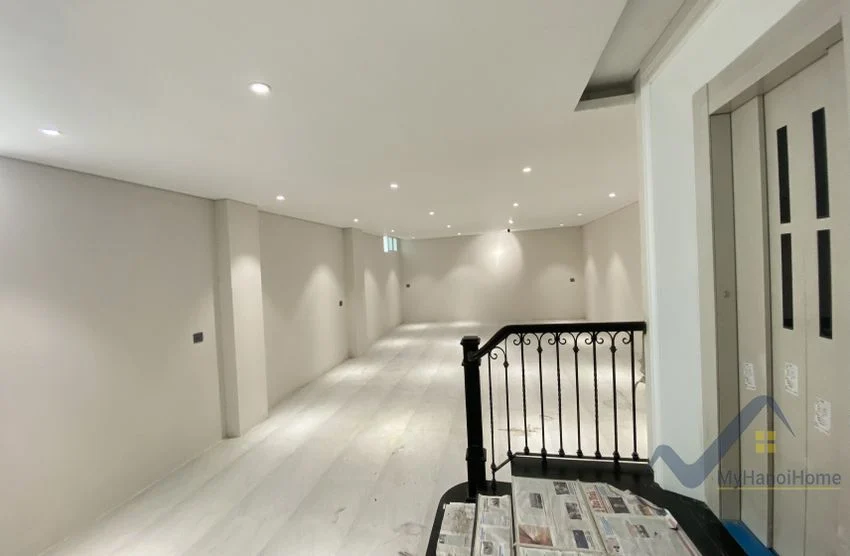 Xem ảnh 24: Ảnh 24: Biệt thự song lập cho thuê ở Vinhomes Riverside, gần BIS