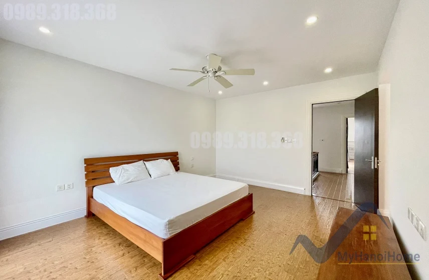 Xem ảnh 14: Ảnh 14: Biệt thự song lập cho thuê Vinhomes Riverside, đủ đồ 4PN