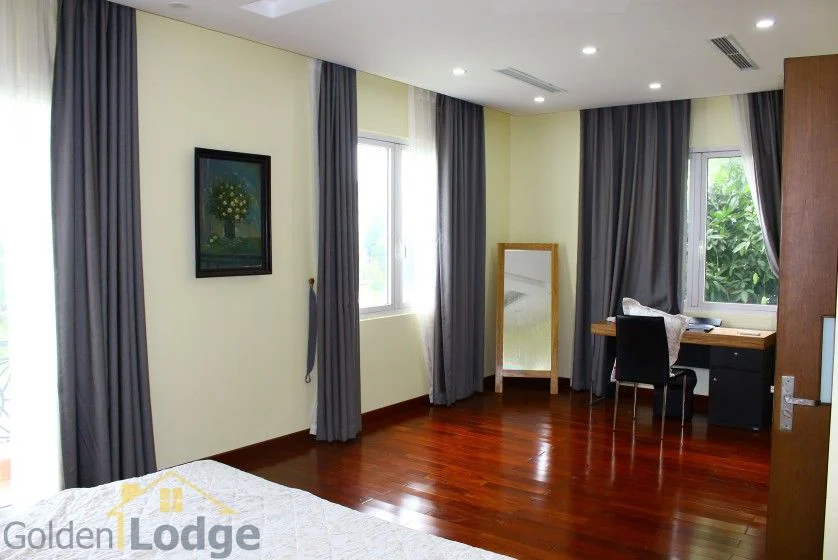 Xem ảnh 6: Ảnh 6: Biệt thự song lập cho thuê Vinhomes Riverside gần Almaz