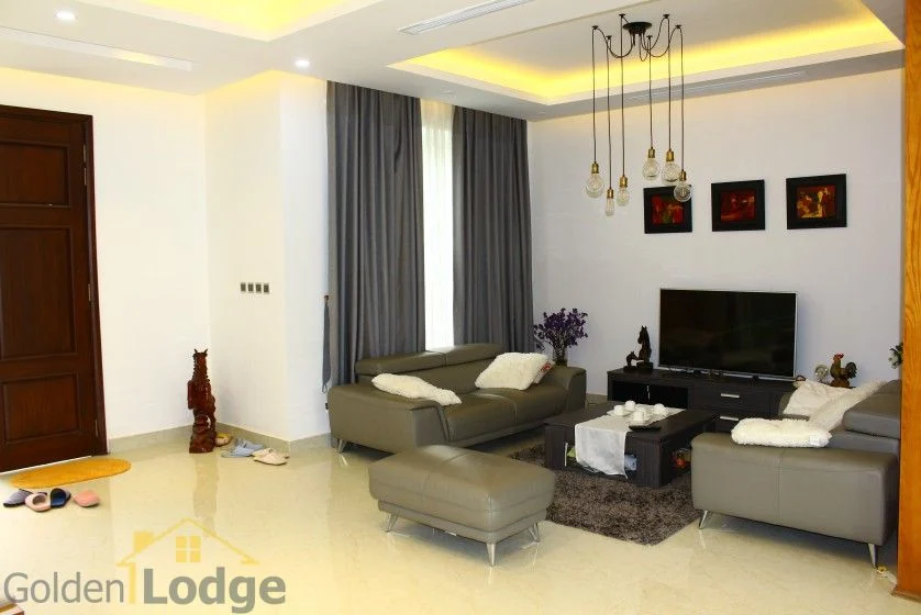 Xem ảnh 13: Ảnh 13: Biệt thự song lập cho thuê Vinhomes Riverside gần Almaz