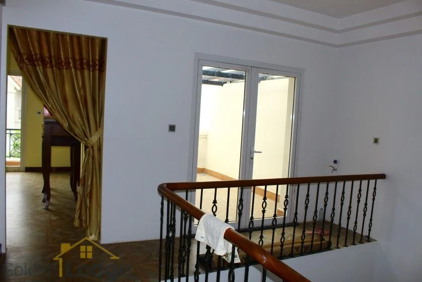 Xem ảnh 15: Ảnh 15: Biệt thự song lập cho thuê Vinhomes Riverside gần Almaz