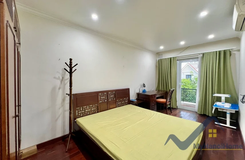 Xem ảnh 12: Ảnh 12: Biệt thự song lập có thang máy Vinhomes Riverside đủ đồ