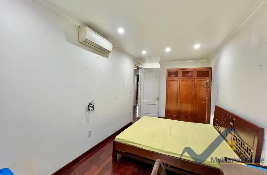 Xem ảnh 14: Ảnh 14: Biệt thự song lập có thang máy Vinhomes Riverside đủ đồ
