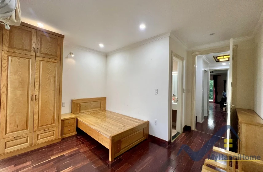Xem ảnh 16: Ảnh 16: Biệt thự song lập có thang máy Vinhomes Riverside đủ đồ