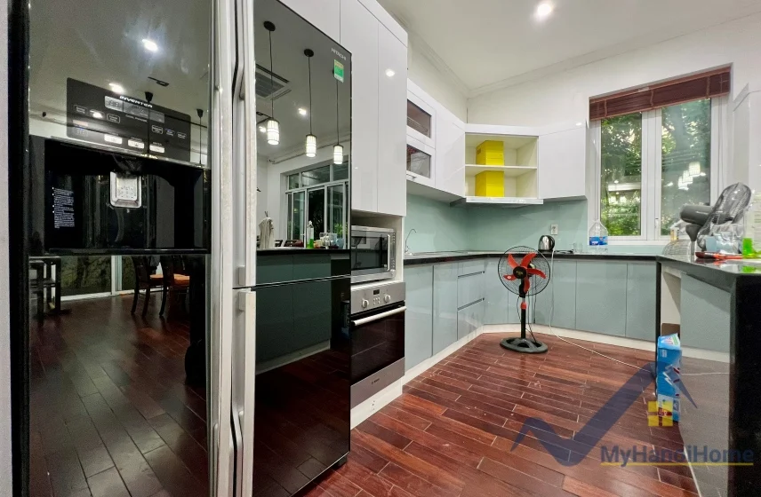 Xem ảnh 22: Ảnh 22: Biệt thự song lập có thang máy Vinhomes Riverside đủ đồ