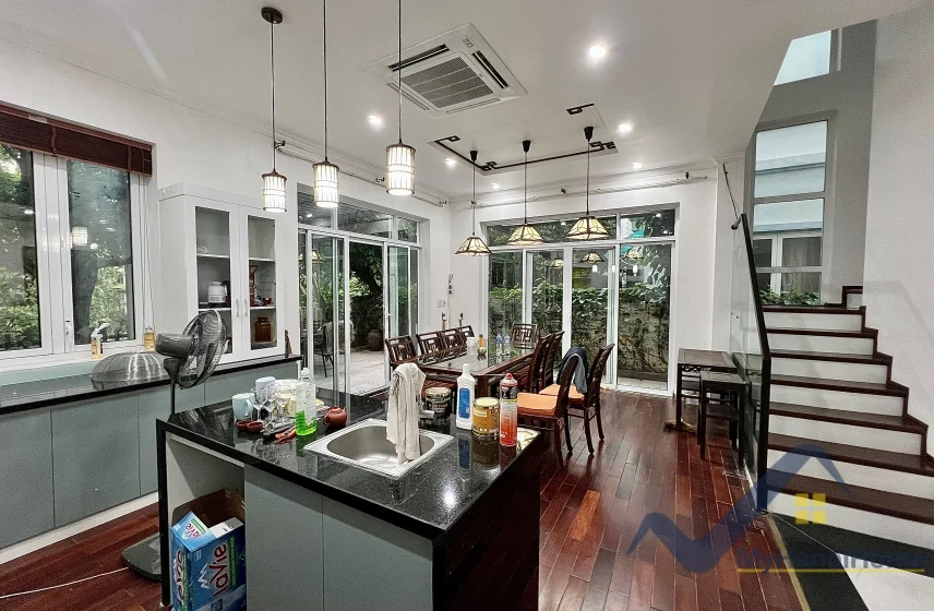 Xem ảnh 23: Ảnh 23: Biệt thự song lập có thang máy Vinhomes Riverside đủ đồ