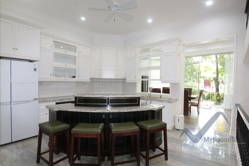 Xem ảnh 13: Ảnh 13: Biệt thự song lập gần sân Golf Vinhomes Riverside cho thuê