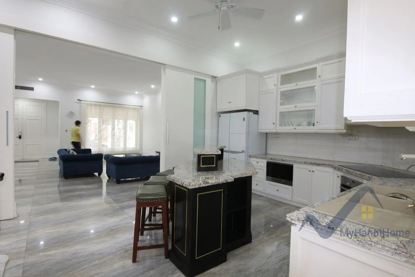 Xem ảnh 18: Ảnh 18: Biệt thự song lập gần sân Golf Vinhomes Riverside cho thuê