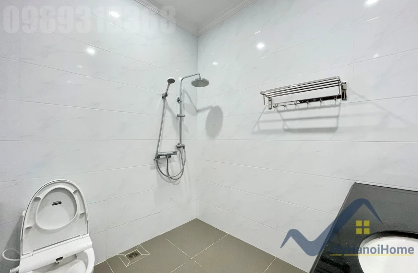 Xem ảnh 9: Ảnh 9: Biệt thự song lập Vinhome Riverside đủ đồ có thang máy cho thuê