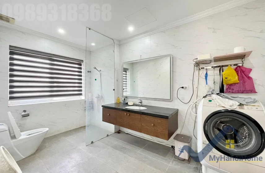 Xem ảnh 13: Ảnh 13: Biệt thự song lập Vinhome Riverside đủ đồ có thang máy cho thuê