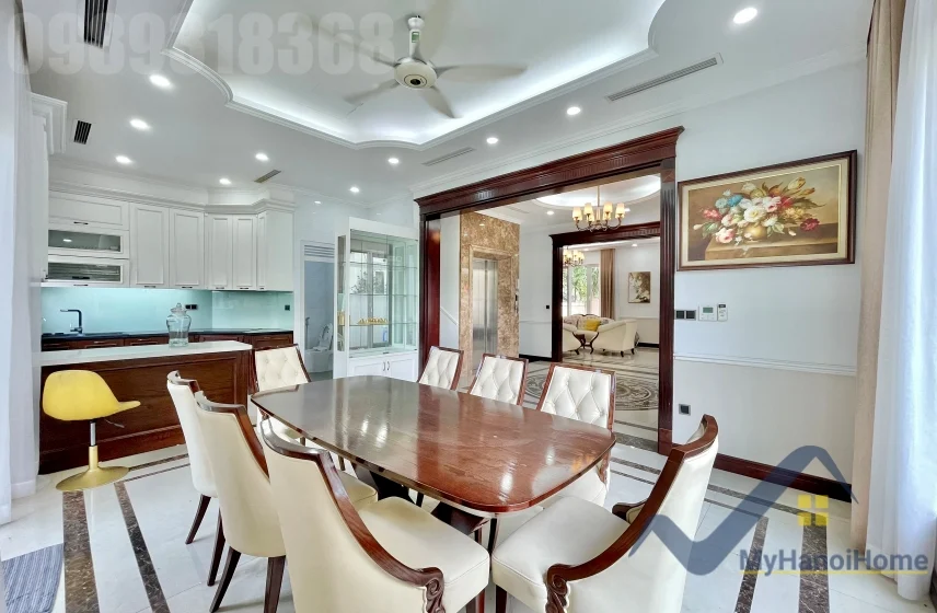 Xem ảnh 20: Ảnh 20: Biệt thự song lập Vinhome Riverside đủ đồ có thang máy cho thuê