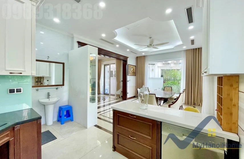 Xem ảnh 22: Ảnh 22: Biệt thự song lập Vinhome Riverside đủ đồ có thang máy cho thuê
