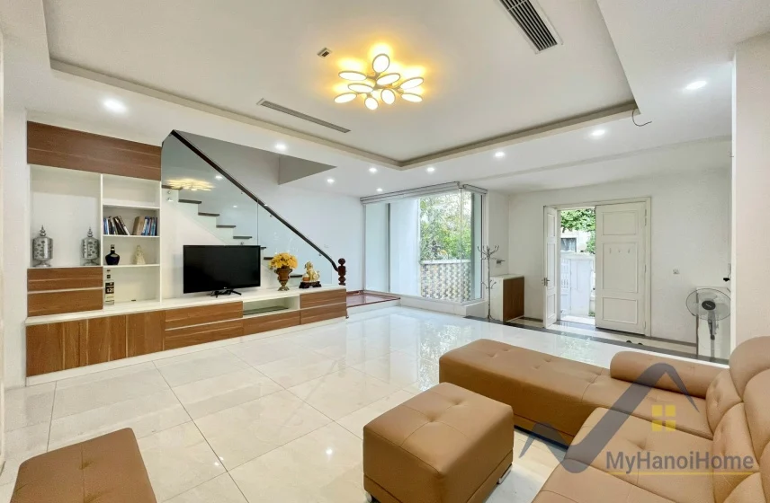 Xem ảnh 3: Ảnh 3: Biệt thự song lập Vinhomes Riverside cần cho thuê full nội thất