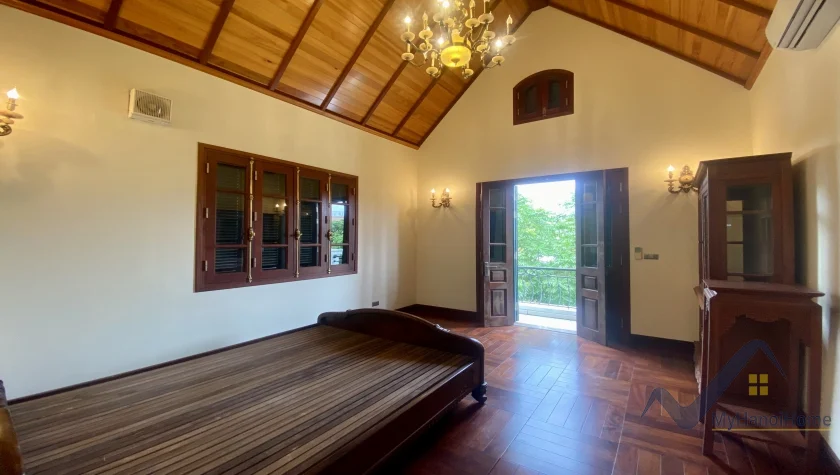 Xem ảnh 12: Ảnh 12: Biệt thự song lập Vinhomes Riverside cho thuê 3PN, có hầm
