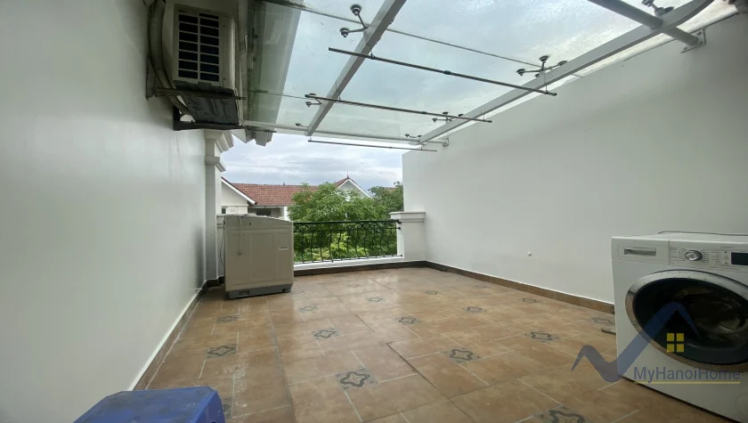 Xem ảnh 14: Ảnh 14: Biệt thự song lập Vinhomes Riverside cho thuê 3PN, có hầm
