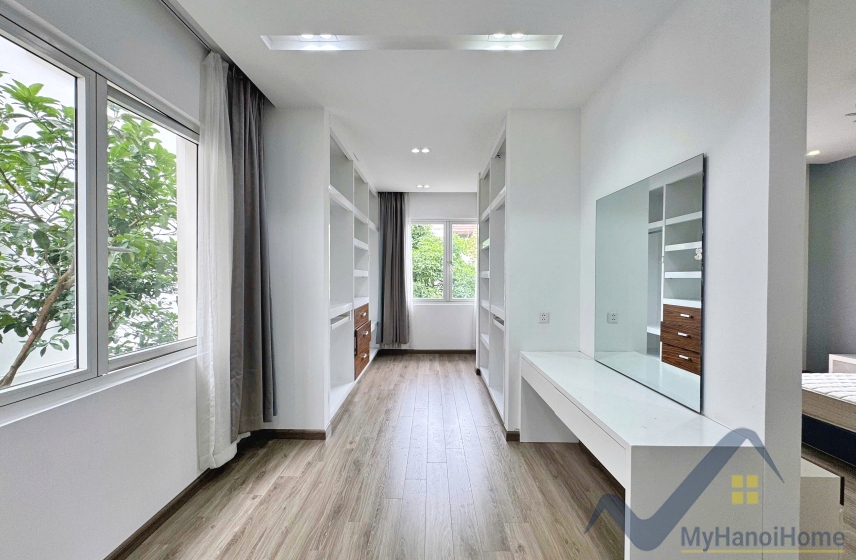 Biệt thự song lập Vinhomes Riverside cho thuê 4PN đủ đồ 10