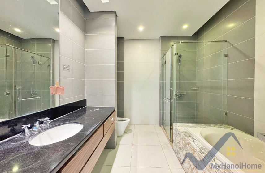 Biệt thự song lập Vinhomes Riverside cho thuê 4PN đủ đồ 11