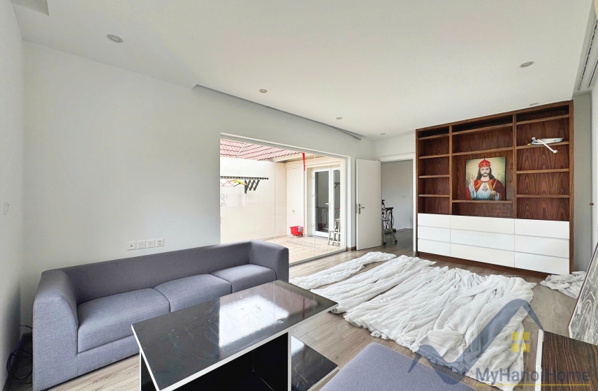 Biệt thự song lập Vinhomes Riverside cho thuê 4PN đủ đồ 18