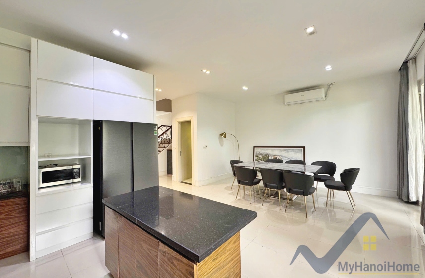 Biệt thự song lập Vinhomes Riverside cho thuê 4PN đủ đồ 6