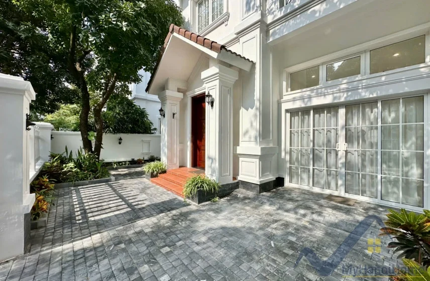 Xem ảnh 2: Ảnh 2: Biệt thự song lập Vinhomes Riverside cho thuê Hoa Sữa 4PN