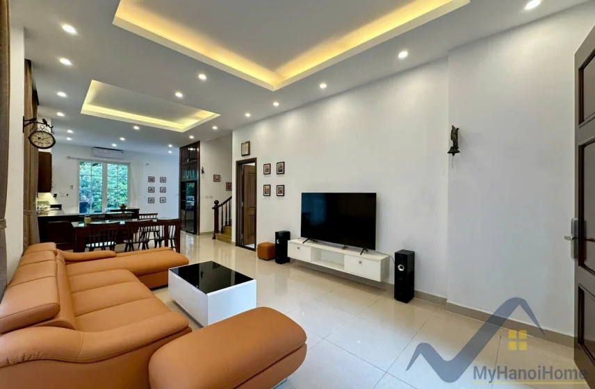 Xem ảnh 18: Ảnh 18: Biệt thự song lập Vinhomes Riverside cho thuê Hoa Sữa 4PN
