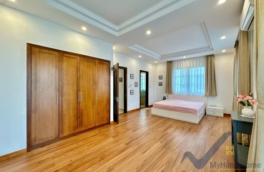 Xem ảnh 23: Ảnh 23: Biệt thự song lập Vinhomes Riverside cho thuê Hoa Sữa 4PN