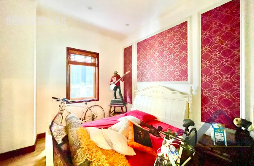 Xem ảnh 3: Ảnh 3: Biệt thự song lập Vinhomes Riverside full nội thất cần cho thuê