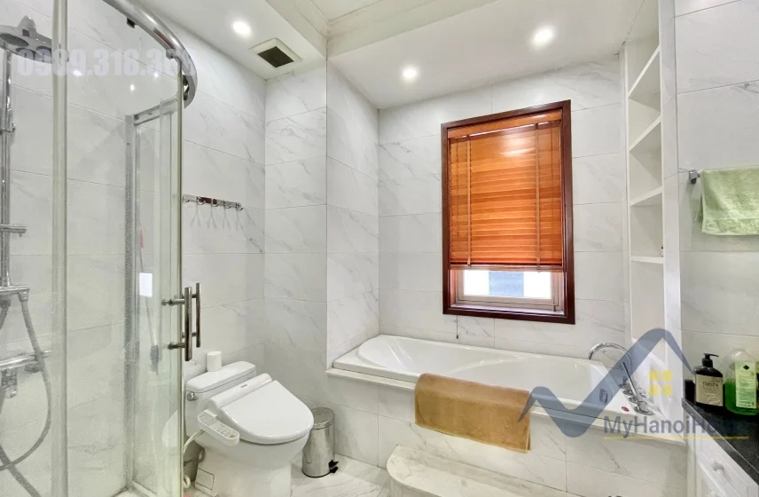 Xem ảnh 10: Ảnh 10: Biệt thự song lập Vinhomes Riverside full nội thất cần cho thuê