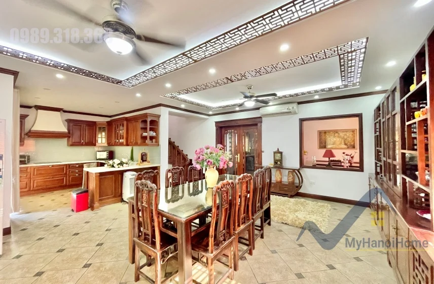 Xem ảnh 12: Ảnh 12: Biệt thự song lập Vinhomes Riverside full nội thất cần cho thuê
