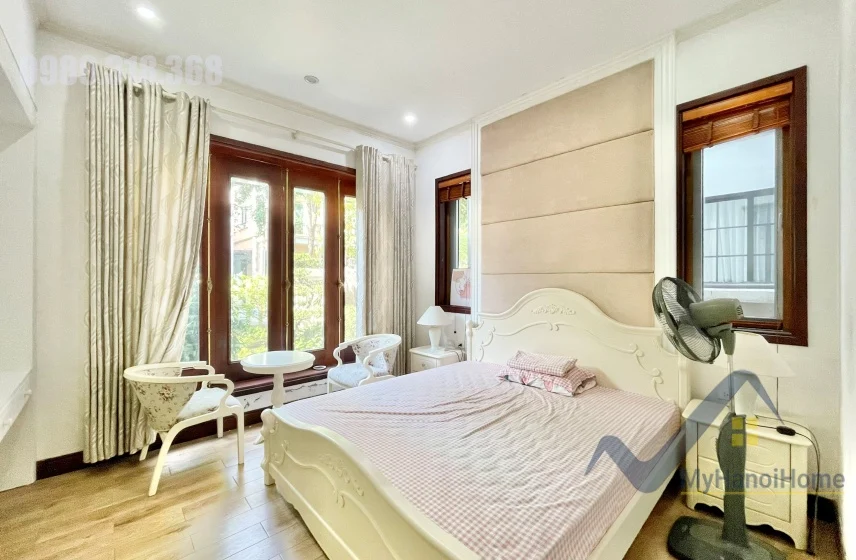 Xem ảnh 20: Ảnh 20: Biệt thự song lập Vinhomes Riverside full nội thất cần cho thuê