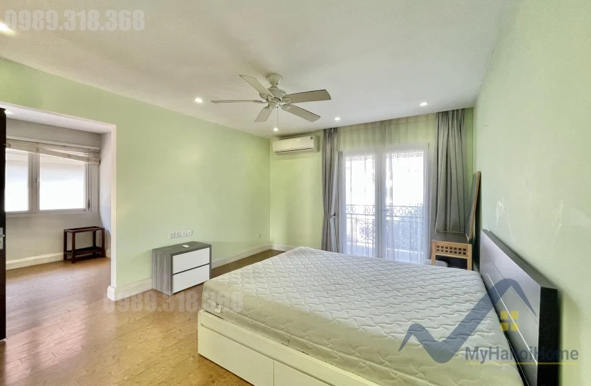 Xem ảnh 9: Ảnh 9: Biệt thự song lập Vinhomes Riverside giai đoạn 1 full nội thất