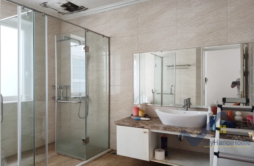 Xem ảnh 8: Ảnh 8: Biệt thự tân cổ điển Vinhomes Riverside cho thuê đơn lập