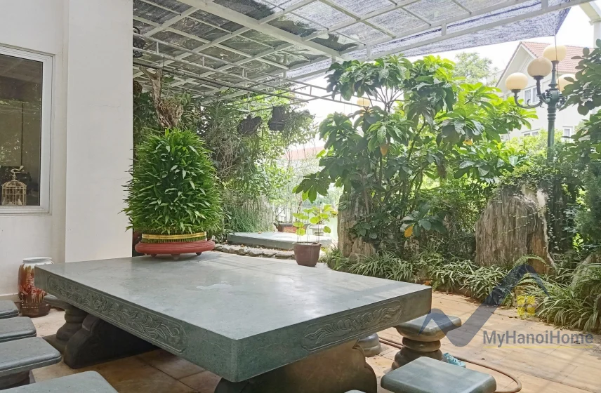 Xem ảnh 20: Ảnh 20: Biệt thự tân cổ điển Vinhomes Riverside cho thuê đơn lập