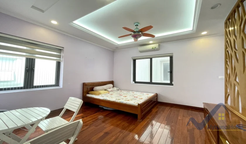 Xem ảnh 5: Ảnh 5: Biệt thự Vinhome Riverside full nội thất, đã sửa chữa đẹp 4PN