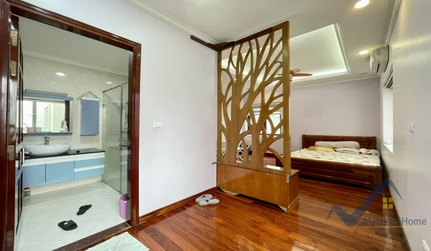 Xem ảnh 6: Ảnh 6: Biệt thự Vinhome Riverside full nội thất, đã sửa chữa đẹp 4PN