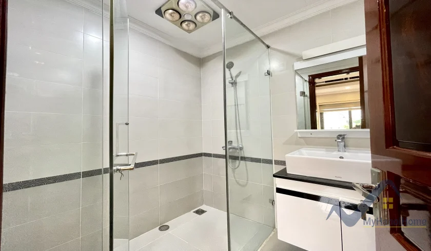 Xem ảnh 7: Ảnh 7: Biệt thự Vinhome Riverside full nội thất, đã sửa chữa đẹp 4PN