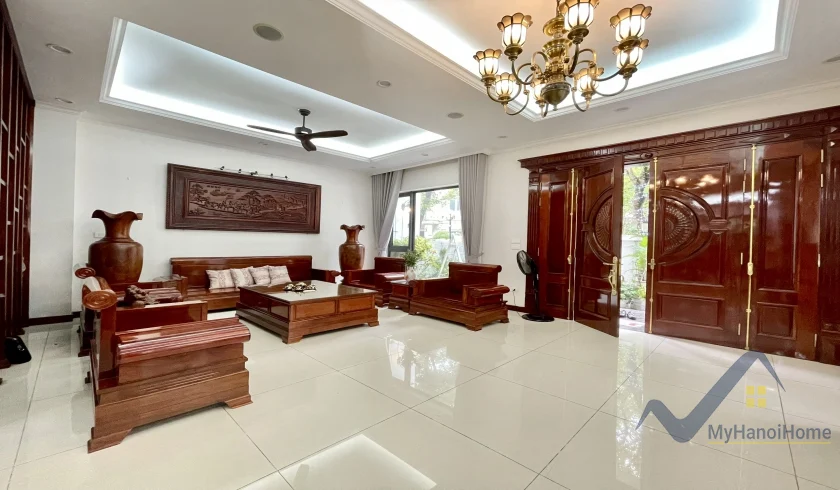 Xem ảnh 13: Ảnh 13: Biệt thự Vinhome Riverside full nội thất, đã sửa chữa đẹp 4PN