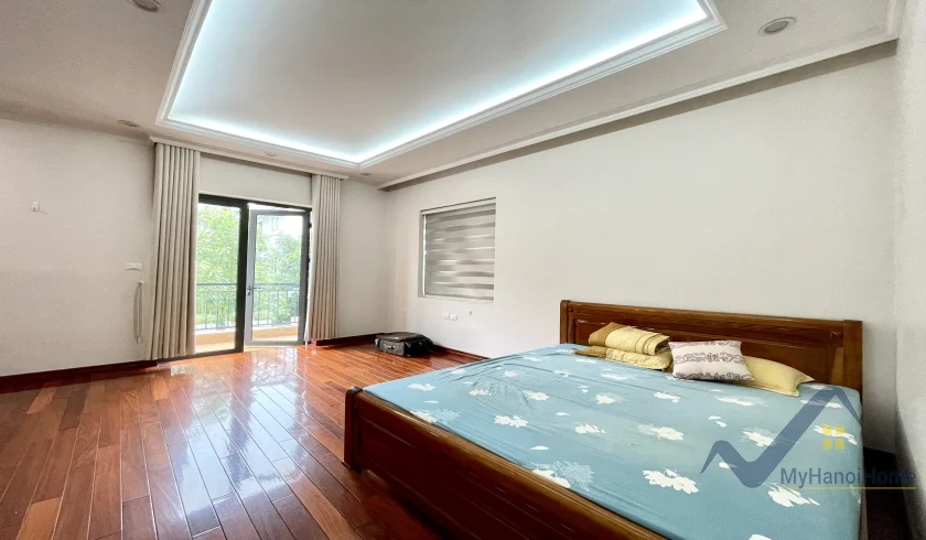 Xem ảnh 17: Ảnh 17: Biệt thự Vinhome Riverside full nội thất, đã sửa chữa đẹp 4PN