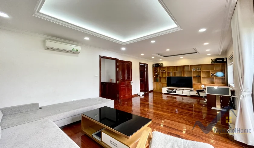 Xem ảnh 20: Ảnh 20: Biệt thự Vinhome Riverside full nội thất, đã sửa chữa đẹp 4PN