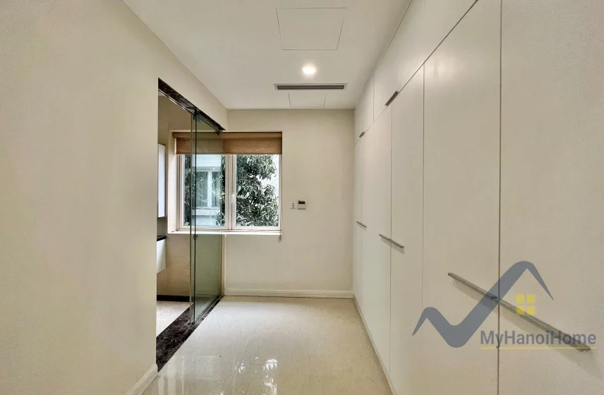 Xem ảnh 4: Ảnh 4: Biệt thự Vinhome Riverside full nội thất đơn lập cần cho thuê