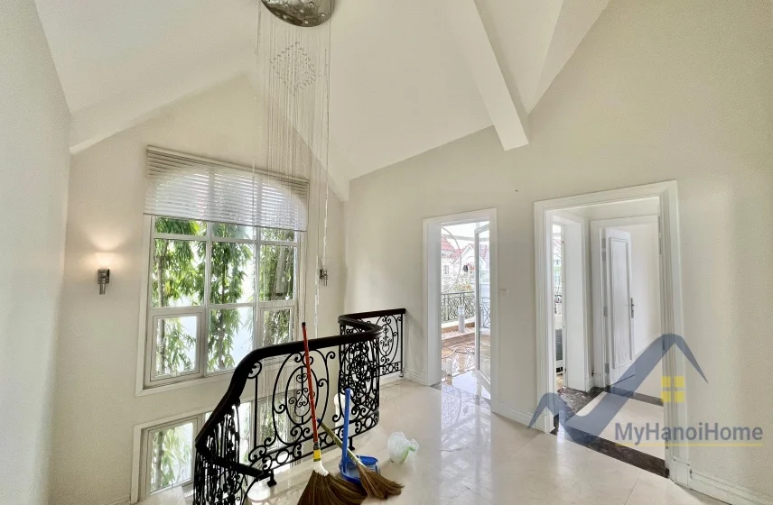Xem ảnh 16: Ảnh 16: Biệt thự Vinhome Riverside full nội thất đơn lập cần cho thuê