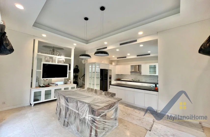 Xem ảnh 21: Ảnh 21: Biệt thự Vinhome Riverside full nội thất đơn lập cần cho thuê