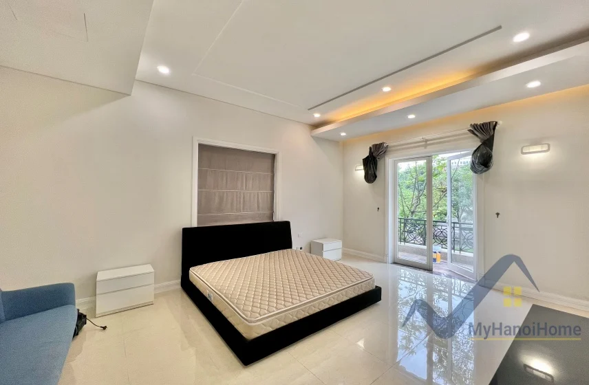 Xem ảnh 24: Ảnh 24: Biệt thự Vinhome Riverside full nội thất đơn lập cần cho thuê