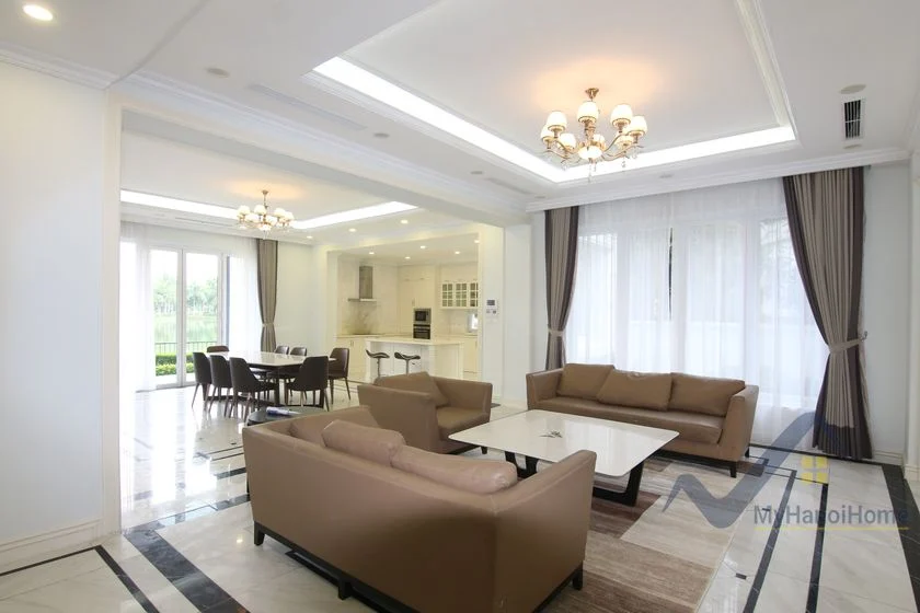 Xem ảnh 13: Ảnh 13: Biệt thự Vinhome Riverside gần trường BIS cần cho thuê