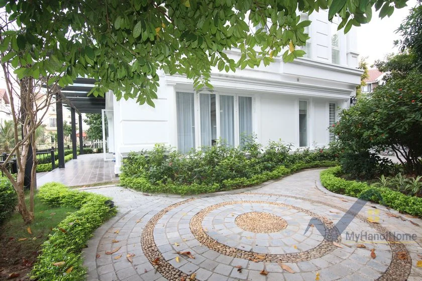 Xem ảnh 17: Ảnh 17: Biệt thự Vinhome Riverside gần trường BIS cần cho thuê