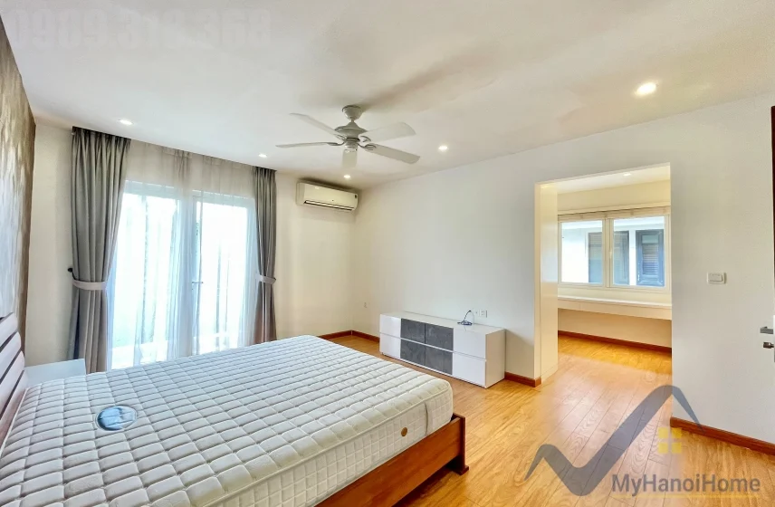 Xem ảnh 8: Ảnh 8: Biệt thự Vinhomes Riverside cho thuê, căn song lập full đồ
